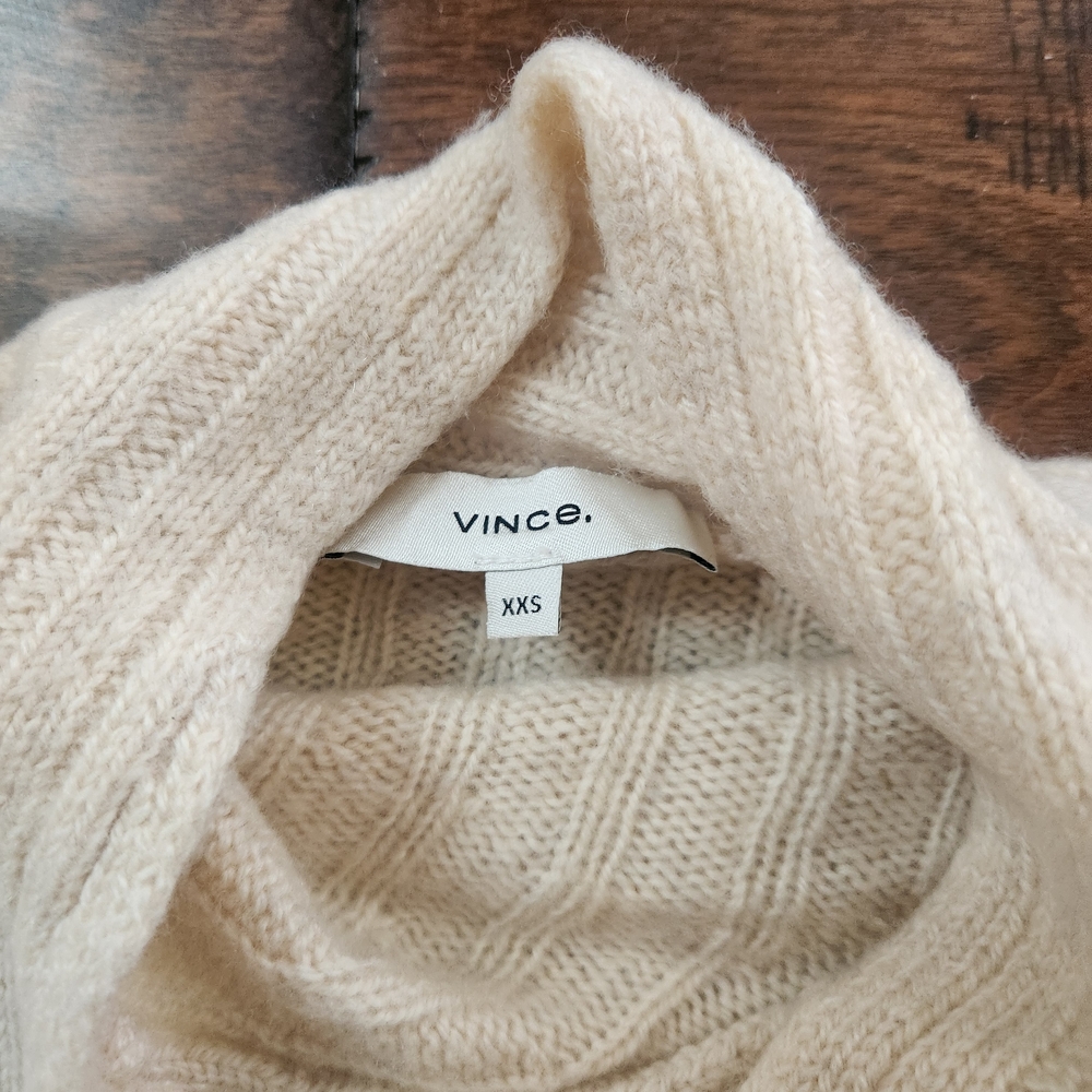 Vince Women's Beige Wool/Cashmere Blend Luxury Turtleneck Sweater Size: XXS cozy - Picture 11 of 14